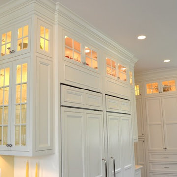 North Arlington Timeless Traditional Kitchen
