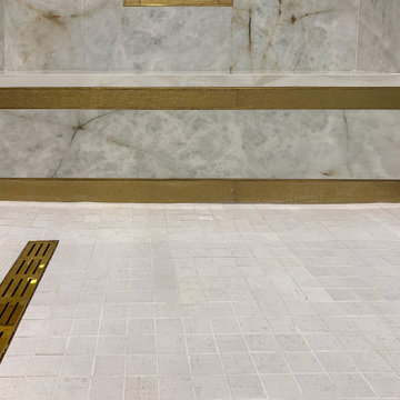 McCulloch Circle - Master Bathroom