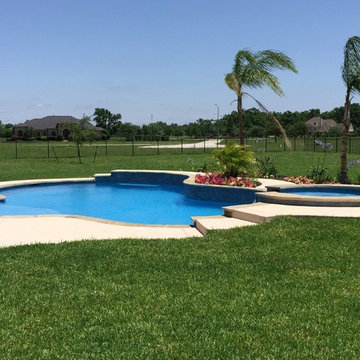 Tropical Pools