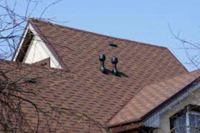 Example of an exterior home design in Denver