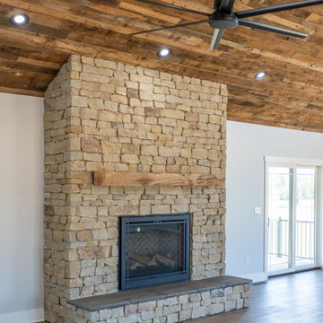 Rustic White Oak - Waynesboro, VA