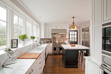 Elegant kitchen photo in Philadelphia