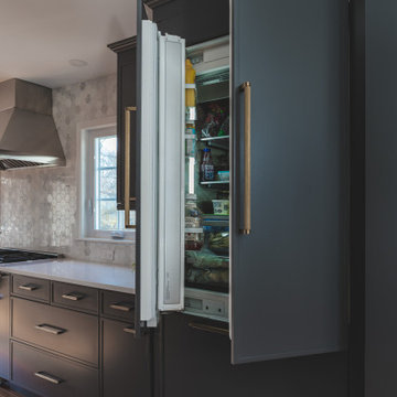 Dark Kitchen