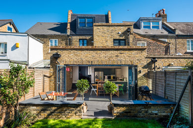 Contemporary garden in London.