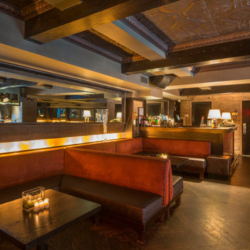 Restaurant & Bar