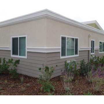 Ramona Apartment Windows