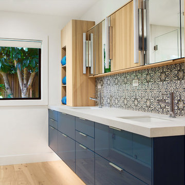 Farmhouse Bathroom