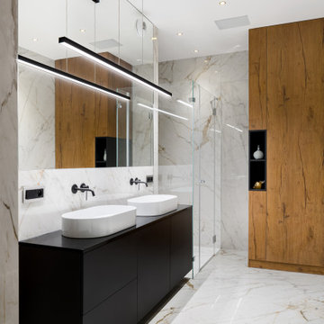 Black and White Marble Bathroom