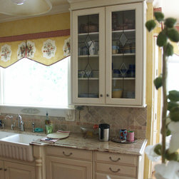 Cabinet Glass - Kitchen Cabinetry