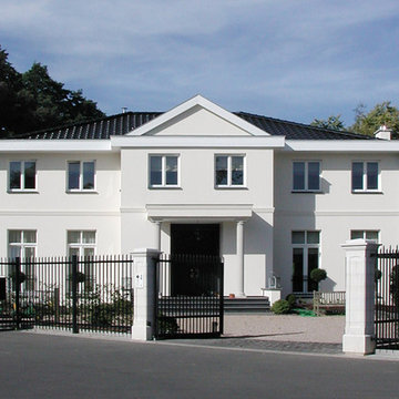 Weiße Villa