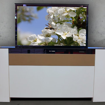 Highboard 55 https://www.youtube.com/watch?v=lyLXA2DoKdM