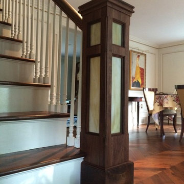 Newel Post