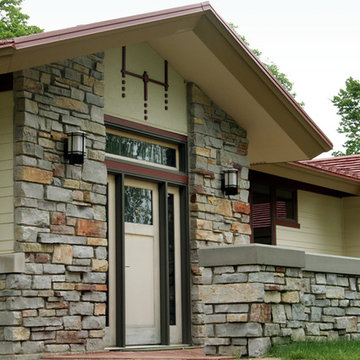 Neal-Luangpraseut Residence