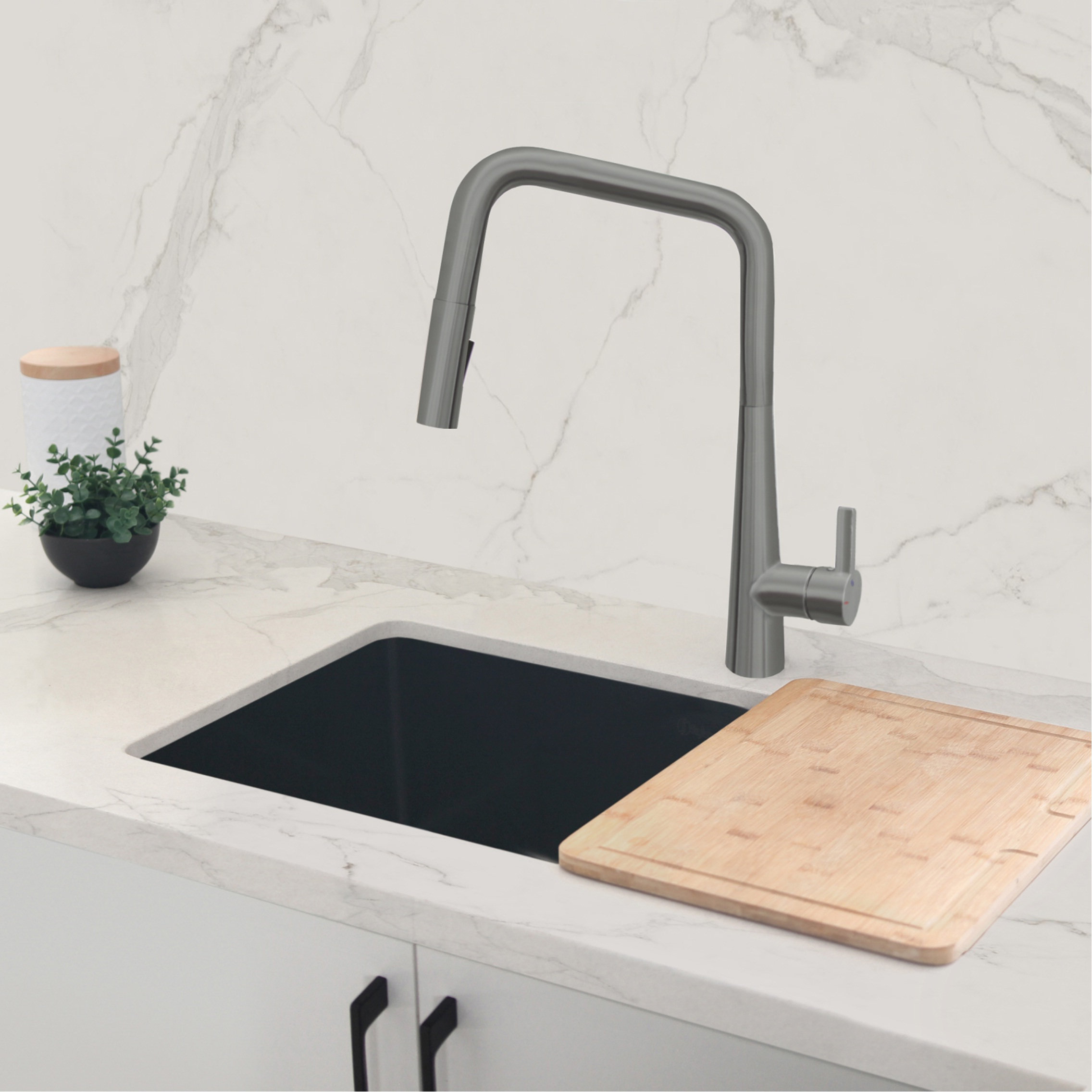 STYLISH Modern Single Handle Pull Down Sprayer Kitchen Faucet in Gunmetal