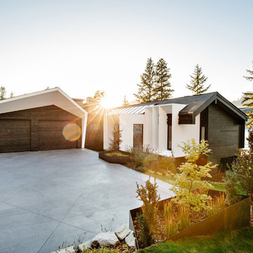 Kalamalka Lake Home