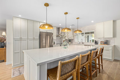 Transitional kitchen photo in Phoenix