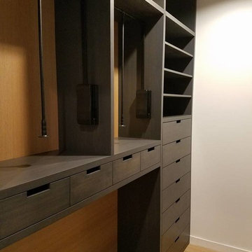 Rift White Oak Closet