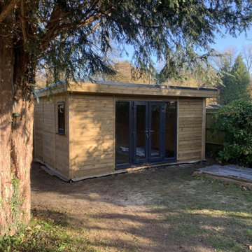 Mr H – Kings Worthy, Hampshire – 5.0M x 3.6M Garden Room / Office