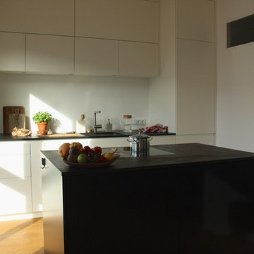 Minimalistische Küche stilvoll und elegant