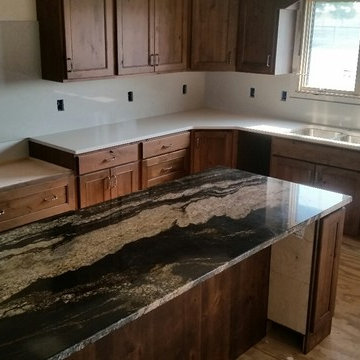 Silver Supreme Granite Island & London Grey Quartz