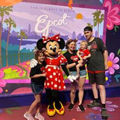 Alayna Lilly's photo