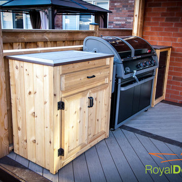 Deck with octo pergola