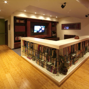 Ejemplo de sótano actual con suelo amarillo