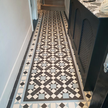 Victorian floor tiles – hallway – Bayswater