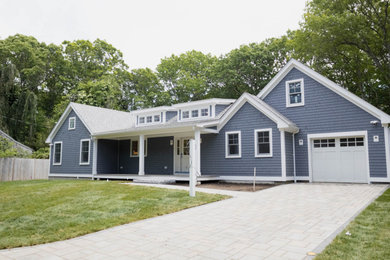 Inspiration for a coastal home design remodel in Boston