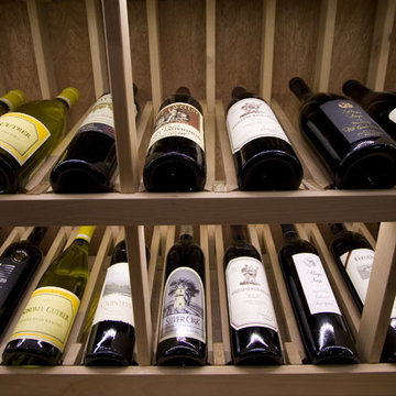 California Wine Display Rack in Clear Alder