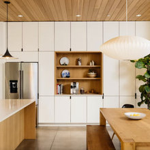 Hilltop House - Kitchen