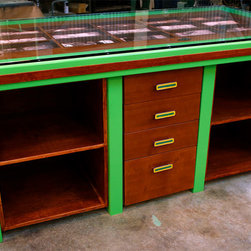 Green Breakfast Bar - Kitchen Islands And Kitchen Carts
