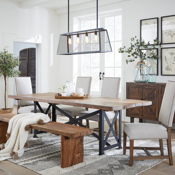 Rustic Farmhouse Dining Room