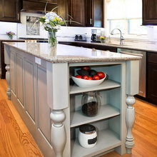 lighter island-dark cabinets