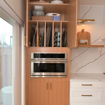 Northwest Transitional Kitchen
