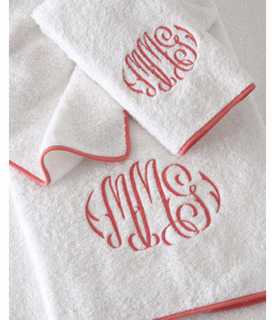 Traditional Bath Towels by Bella Lino
