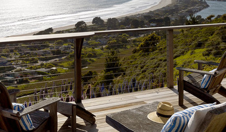 A Beach Weekender With Views That Wow