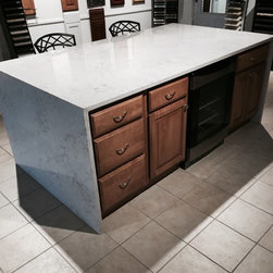 Silestone Pulsar Display - Kitchen Cabinetry