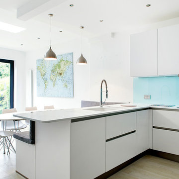 Fresh Compact Kitchen