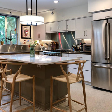 Kitchen designs by Kitchen Express II, LLC