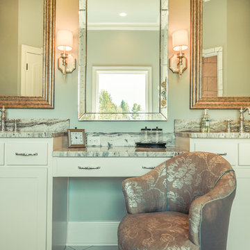 Knotty Alder & White Kitchen