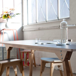 's-Table - Dining Tables