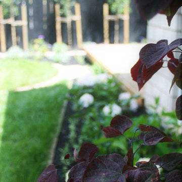 Compact Country Garden