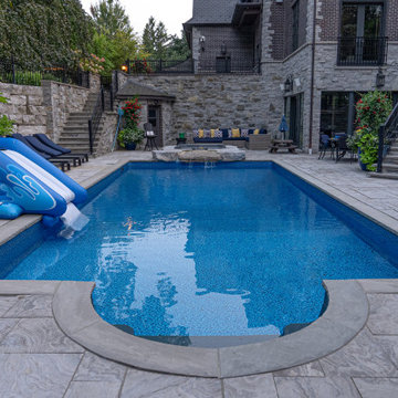 Custom Swimming Pool & Luxury Landscape Design in Mississauga