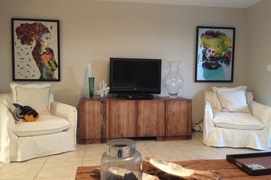 Home design - contemporary home design idea in Miami