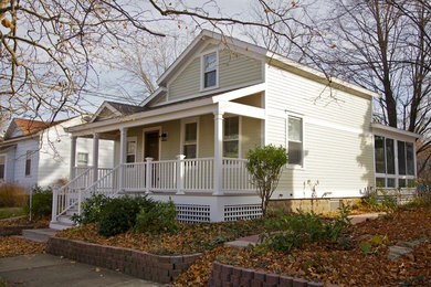 Exterior home photo in Grand Rapids