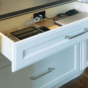 Lenexa Transitional Kitchen Remodel
