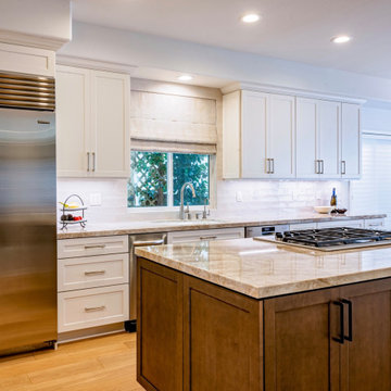Ruhland Avenue Kitchen / Manhattan Beach, CA