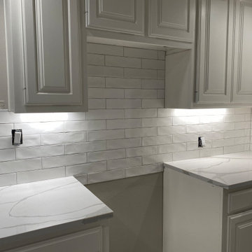 KITCHEN - Backsplash - Ceramic Subway Tile 3" x 12"