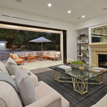 FARMHOUSE IN ENCINO